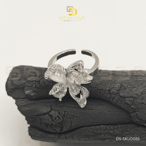Premium Crystal Flutter Adjustable Ring DS-SKU0051