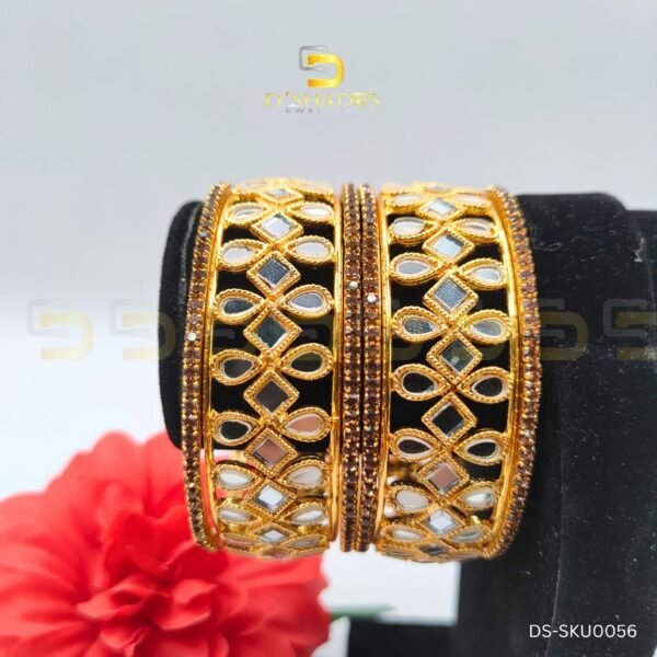 Classic Golden Bangles Set DS-SKU0056
